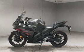 YAMAHA YZF-R25 RG10J