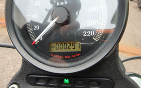 HARLEY XL883N 2011 LE2