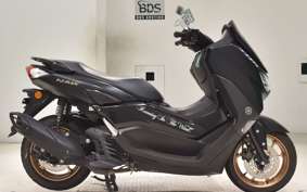 YAMAHA N-MAX 2001 SEG6J