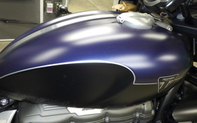 TRIUMPH ROCKET III ストームR 2024