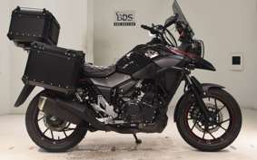 SUZUKI V-STROM 250 A