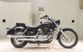 YAMAHA DRAGSTAR 250 VG02J