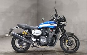 YAMAHA XJR1300 C RP19