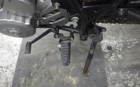 HONDA CB223S MC40