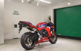 HONDA CBR600RR 2021 PC40