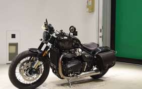 TRIUMPH BONNEVILLE BOBBER 2020