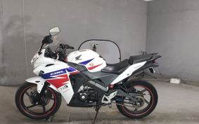 HONDA CBR125R JC50