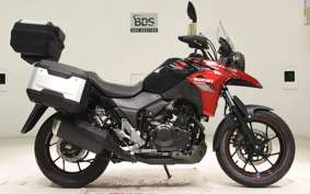 SUZUKI Vｽﾄﾛｰﾑ250A 2011