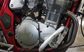 SUZUKI GSF750 GR7EA