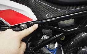BMW M1000RR 2022