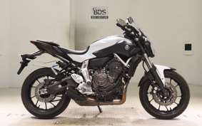 YAMAHA MT-07 2015 RM07J