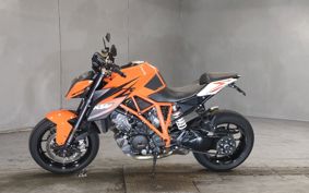 KTM 1290 SUPER  DUKE R V3940