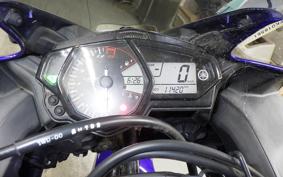 YAMAHA YZF-R25