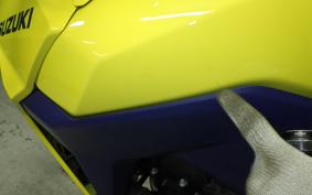 SUZUKI Vｽﾄﾛｰﾑ800DE 2024 EM1BA