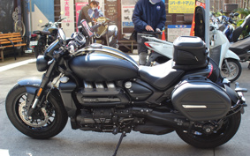 TRIUMPH  TRIUMPH  ROCKET 3R BLACK  2022 YBG11J