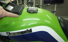 KAWASAKI GPZ400 1983 ZX400A