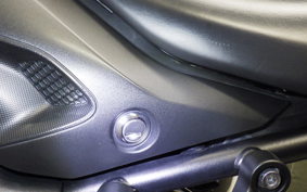TRIUMPH TRIDENT 660 2022