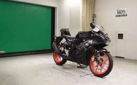 SUZUKI GSX-R125 DL33B
