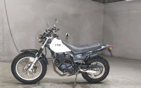 YAMAHA TW225 DG09J