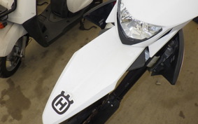 HUSQVARNA SMR449 2012