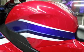 HONDA CBR600RR 2021 PC40