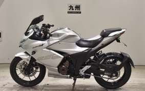 SUZUKI GIXXER 250 SF