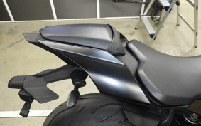 YAMAHA YZF-R1 S 2020