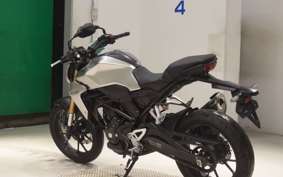 HONDA CB250RA 2017 MC52