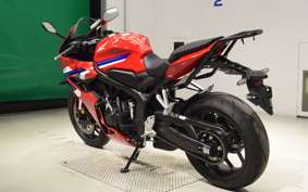 HONDA CBR650R E-Clutch 2025