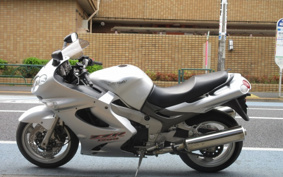 KAWASAKI ZZ1200 NINJA R 2002 20C001