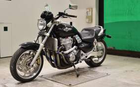 HONDA X4 2002 SC38
