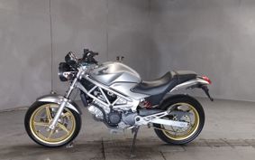 HONDA VTR 250 MC33
