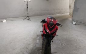 HONDA CBR650R 2023 RH03