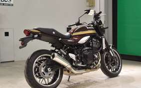 KAWASAKI Z900RS 2025 ZR900K