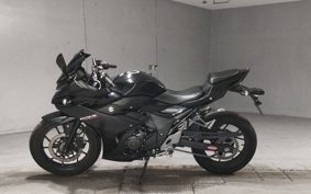 SUZUKI GSX250 R DN11A