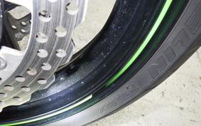 KAWASAKI ZX 10 NINJA R 2010