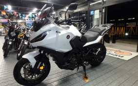 HONDA NT1100 2022 SC84