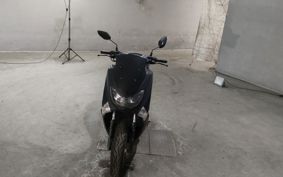 YAMAHA N-MAX 155 SG50J