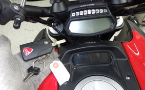 DUCATI DIAVEL Carbon 2012