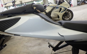 SUZUKI GSX-R750 2012