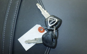 TRIUMPH STREET TRIPLE R 2011