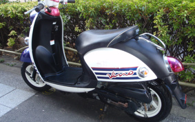 YAMAHA  VINO  DELUXE  SA37J