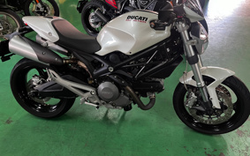 DUCATI  DUCATI  MONSTAR M696 PLUS  2010 ZDMM500AA9B