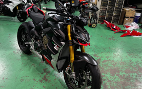 DUCATI STREET FIGHTER V4SP2 2023 4F00