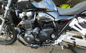HONDA CB1300SF SUPER FOUR ABS 2025 SC54