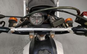 SUZUKI DJEBEL200 SH42A