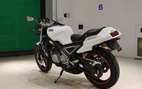 YAMAHA R1-Z 2002 3XC