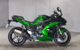 KAWASAKI NINJA H2 SX SE 2018 ZXT02A