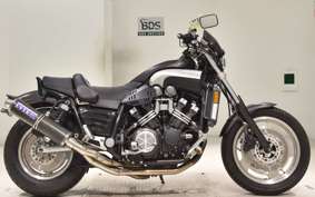 YAMAHA VMAX 2018