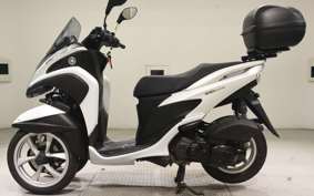 YAMAHA TRICITY 125 SE82J